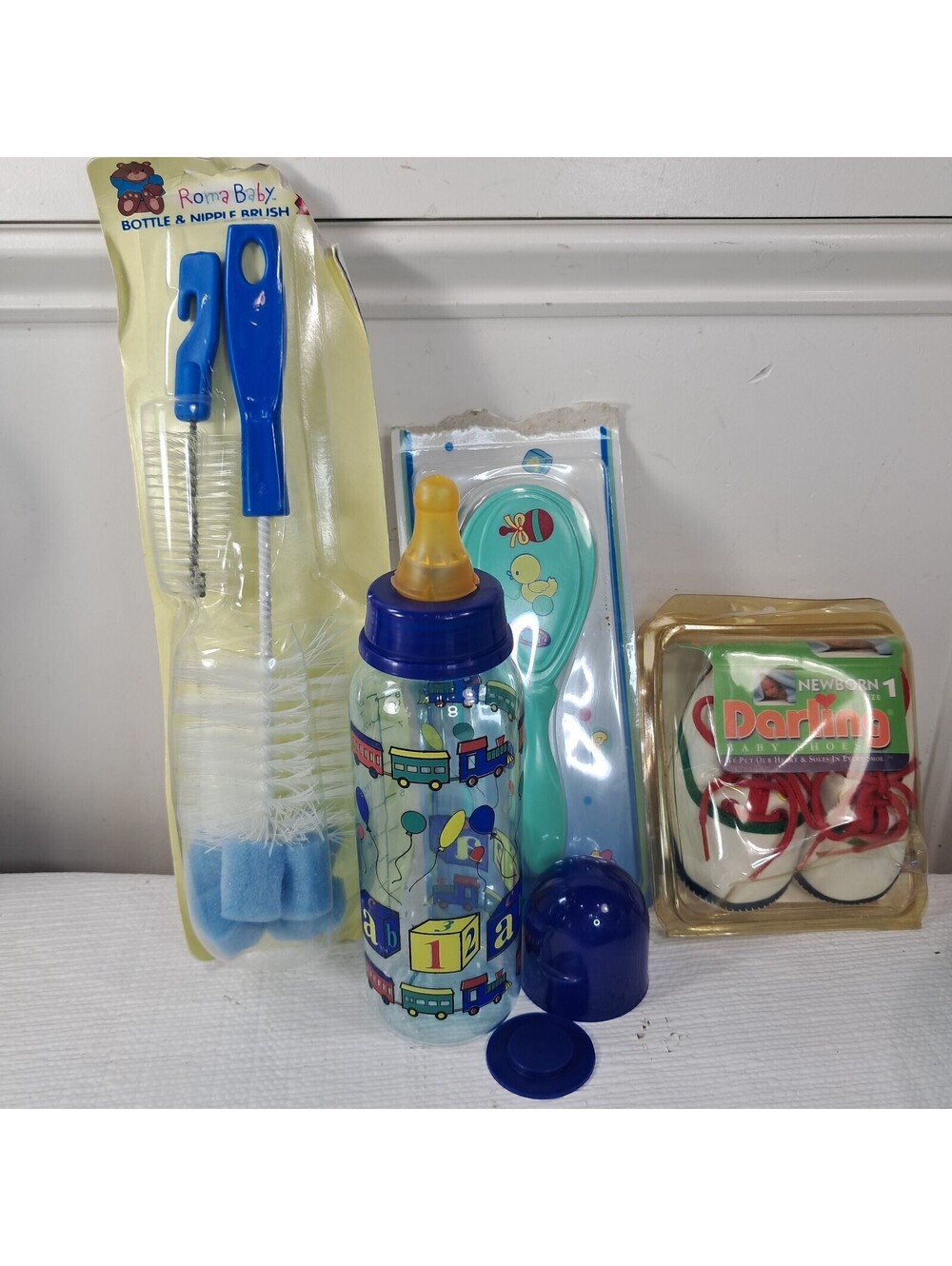 Vintage Baby set plastic bottle latex nipple & brush & Darling newborn shoes 90s